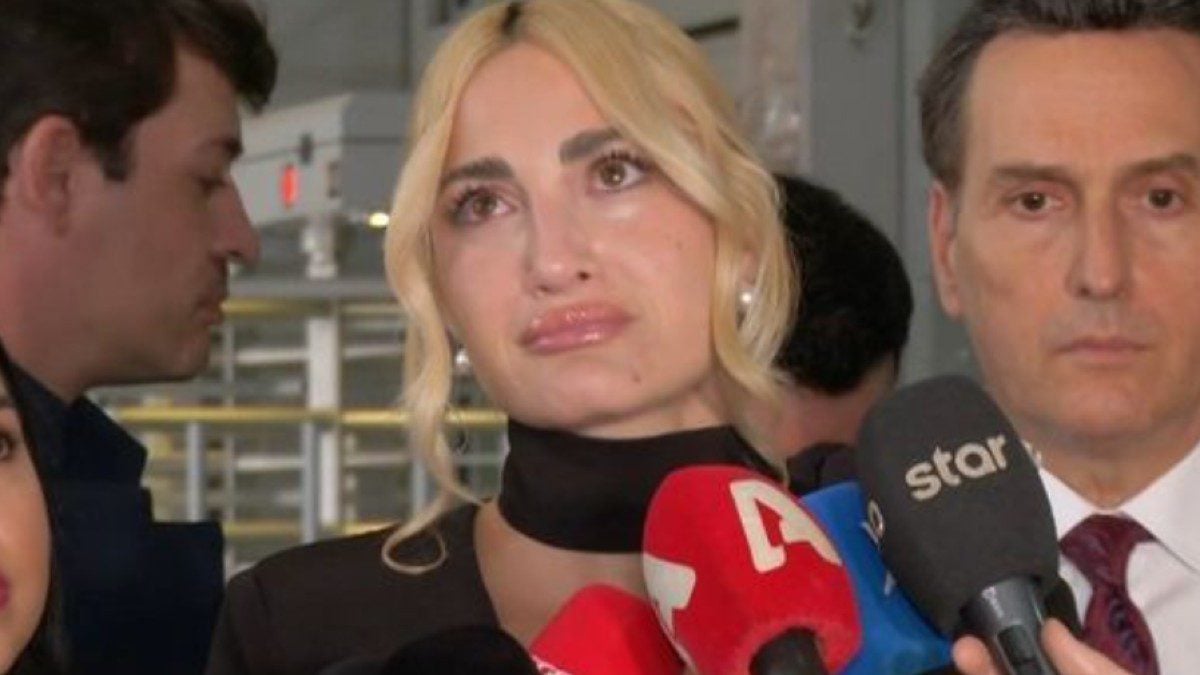 Τούνη: Εξομολόγηση για το revenge porn και αναφορά στον Δημήτρη Φιντιρίκο (Βίντεο) 10 Ιωάννα Τούνη