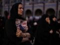 Αλί Χαμενεΐ: Ο νέος ανώτατος ηγέτης του Ιράν δεν έχει εμφανιστεί ακόμη, καθώς η κηδεία του πατέρα του μπαίνει στη δεύτερη ημέρα