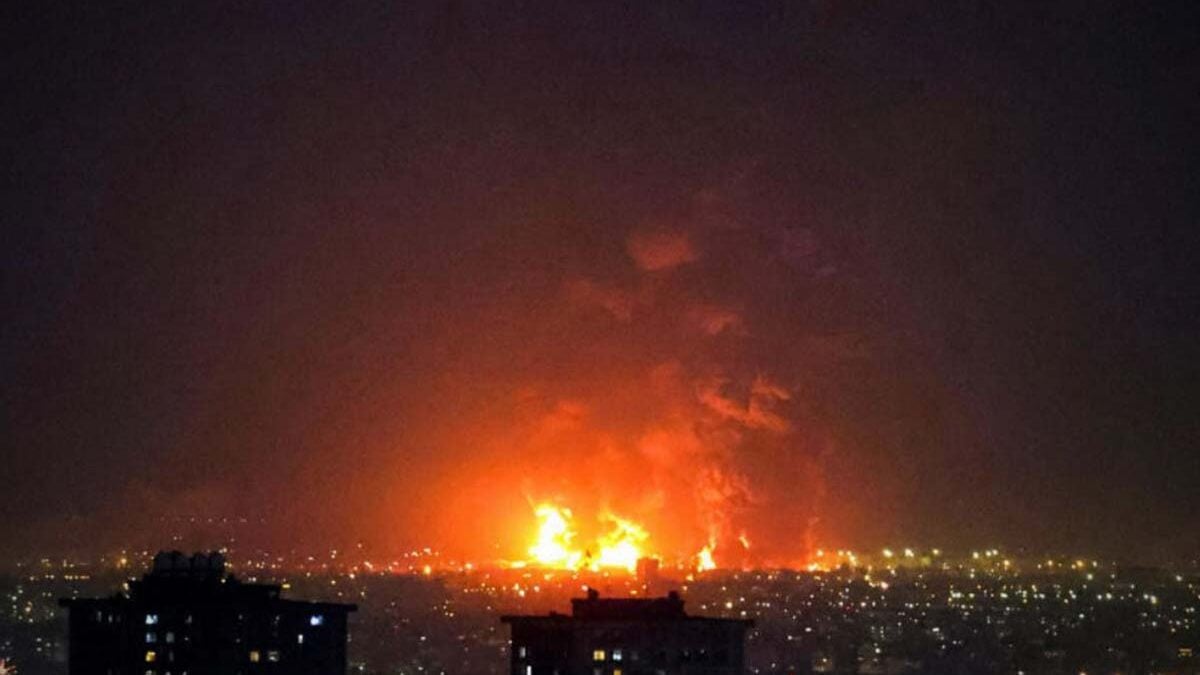 Ιράν: Τουλάχιστον 35 νεκροί και πάνω από 300 τραυματίες από αμερικανικές επιθέσεις 1 Ιράν: Τουλάχιστον 35 νεκροί και πάνω από 300 τραυματίες από αμερικανικές επιθέσεις