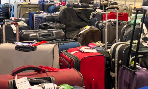 Καθυστερήσεις στα αεροδρόμια: Αύξηση 63% δείχνει η Eurocontrol, μέση αναμονή 2,26 λεπτά λέει η ΥΠΑ – Έκτακτη σύσκεψη
