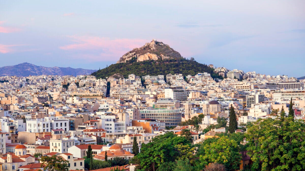 Κλείνουν οι λόφοι Λυκαβηττού και Φινόπουλου από τα μεσάνυχτα λόγω του κινδύνου πυρκαγιάς στην Αττική 1 Κλείνουν οι λόφοι Λυκαβηττού και Φινόπουλου από τα μεσάνυχτα λόγω του κινδύνου πυρκαγιάς στην Αττική