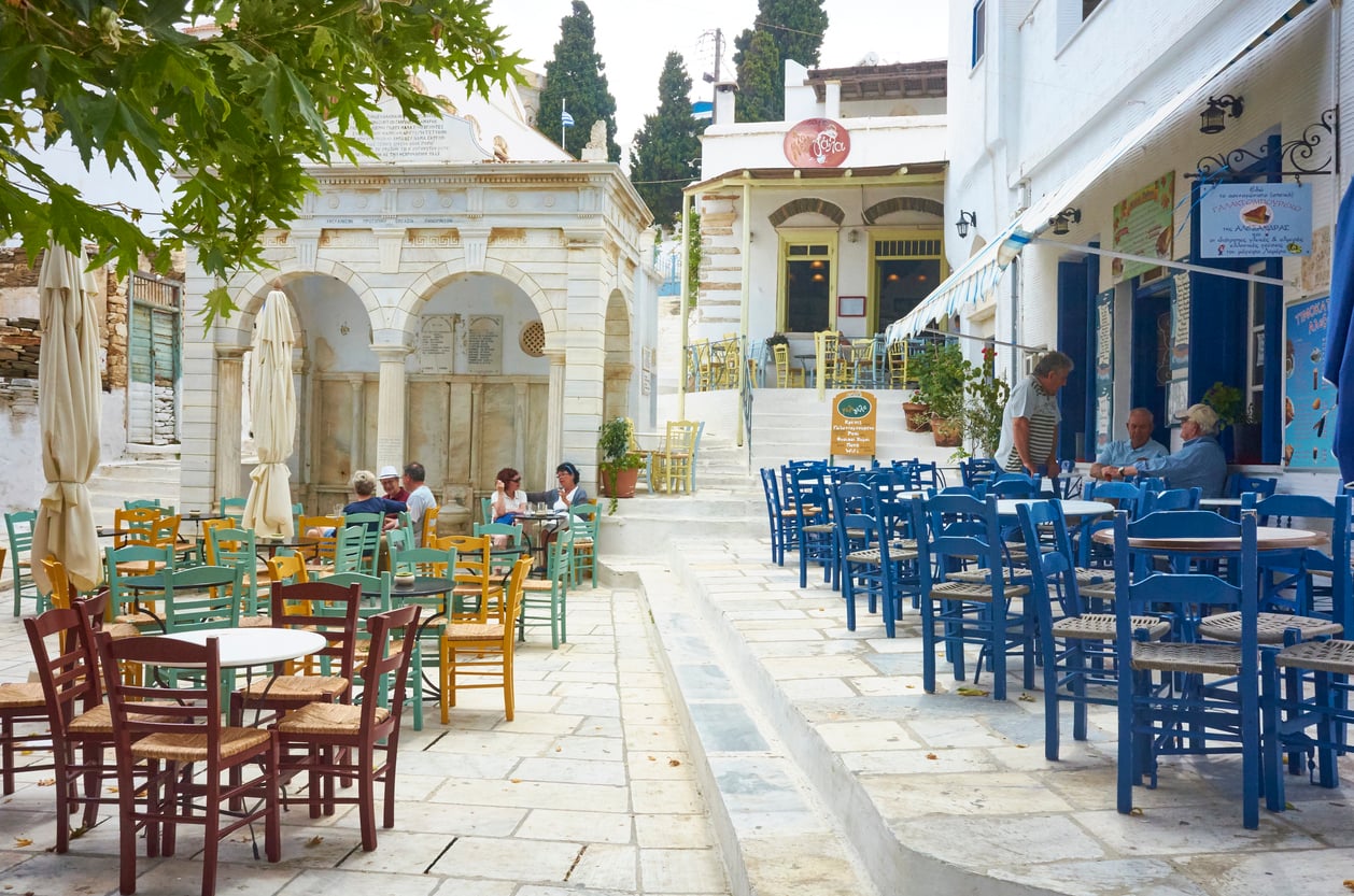 Τήνος: Το νησί των χωριών, της τέχνης και του αυθεντικού καλοκαιριού είναι πιο κοντά απ’ όσο φαντάζεσαι 11 Τήνος: Το νησί των χωριών, της τέχνης και του αυθεντικού καλοκαιριού είναι πιο κοντά απ’ όσο φαντάζεσαι