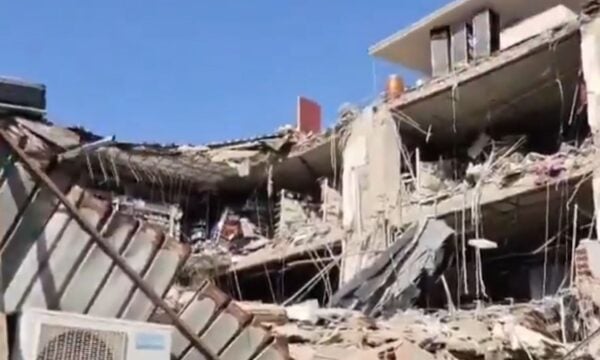 Ιταλία: Κατέρρευσε 3οροφο κτίριο στη Σικελία – 7 αγνοούμενοι – ΒΙΝΤΕΟ
