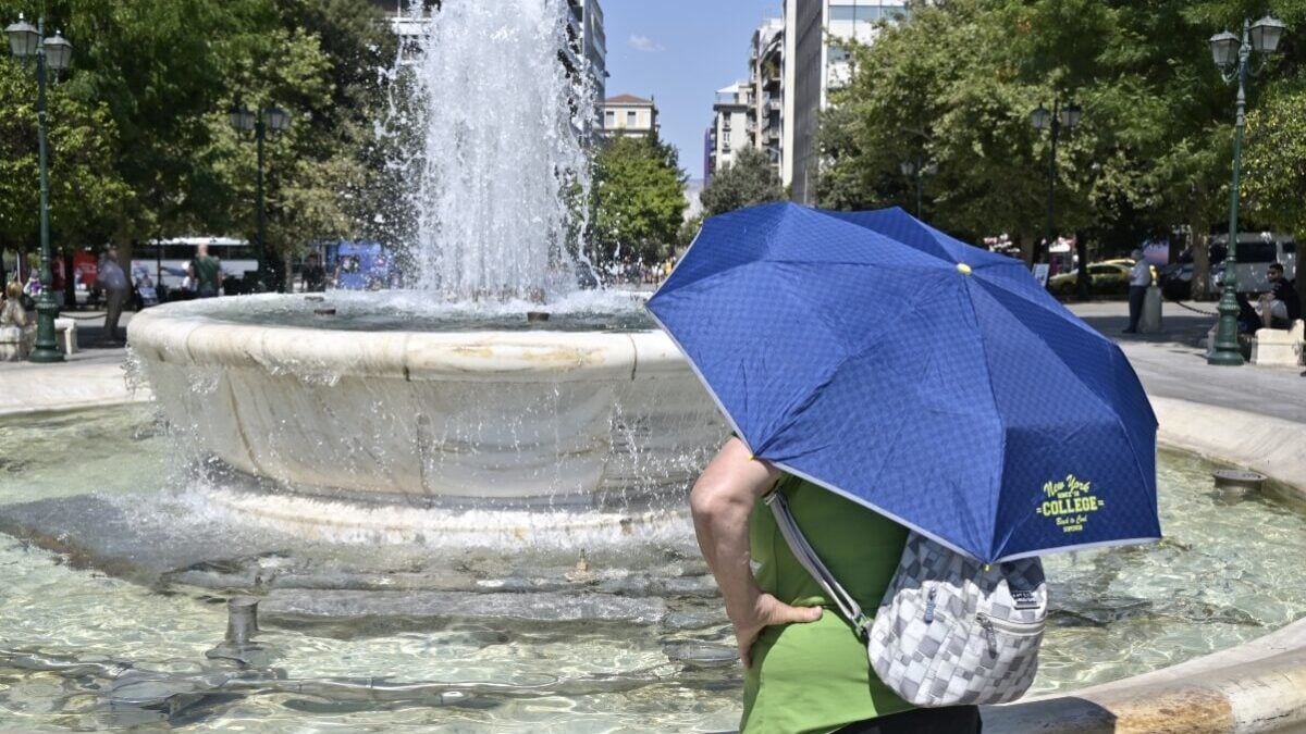 Meteo: Η θερμοκρασία ξεπέρασε για πρώτη φορά φέτος τους 40°C 2 Meteo: Η θερμοκρασία ξεπέρασε για πρώτη φορά φέτος τους 40°C