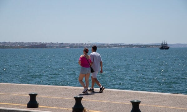 Καιρός σήμερα: Θερμοκρασία στους 35 βαθμούς – 7 μποφόρ στο Αιγαίο, καταιγίδες στα ορεινά