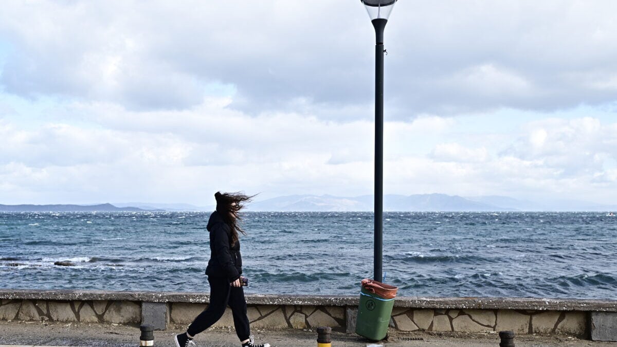 Καιρός: Με διαφορά 17,2 βαθμών Κελσίου «ξύπνησε» η Ελλάδα – Πού η θερμοκρασία άγγιξε τους 9 και 26 βαθμούς 1 Καιρός: Με διαφορά 17,2 βαθμών Κελσίου «ξύπνησε» η Ελλάδα – Πού η θερμοκρασία άγγιξε τους 9 και 26 βαθμούς