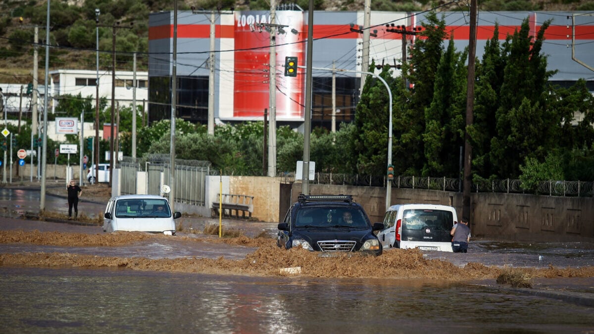 0°C στη Δρακολίμνη Γράμμου και 148 χιλιοστά βροχής στη Σέττα Εύβοιας μέσα στον Ιούλιο 3 0°C στη Δρακολίμνη Γράμμου και 148 χιλιοστά βροχής στη Σέττα Εύβοιας μέσα στον Ιούλιο