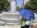 Καιρός σήμερα: Τοπικές βροχές στα δυτικά τμήματα, στους 35 βαθμούς η θερμοκρασία στην Αττική
