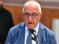 Κηδεία Κοντού: Ο επικήδειος του Κακλαμάνη – «Ένας ακόμη Ιούλιος που μας έδειξε κάποτε η Αλίκη, η Τζένη, η Ρένα, παίρνει και εσένα»