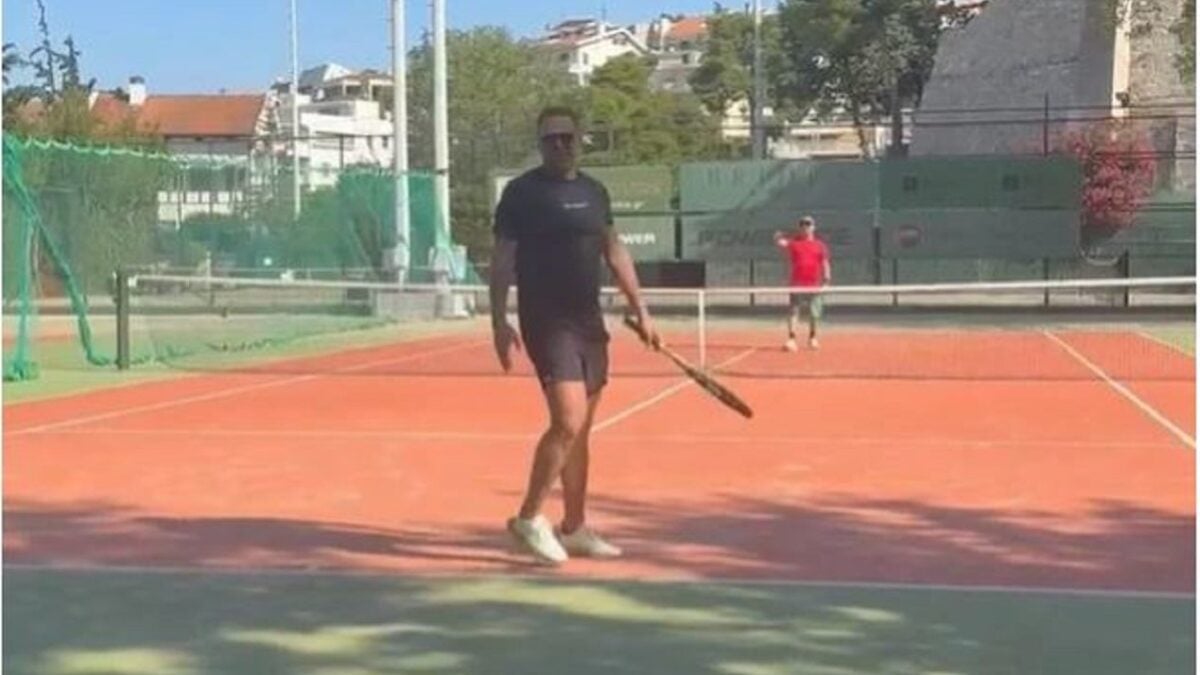 Άδωνις Γεωργιάδης: Τι συζήτησαν με τον Στέφανο Κασσελάκη ενώ έπαιζαν τένις 1 Άδωνις Γεωργιάδης: Τι συζήτησαν με τον Στέφανο Κασσελάκη ενώ έπαιζαν τένις