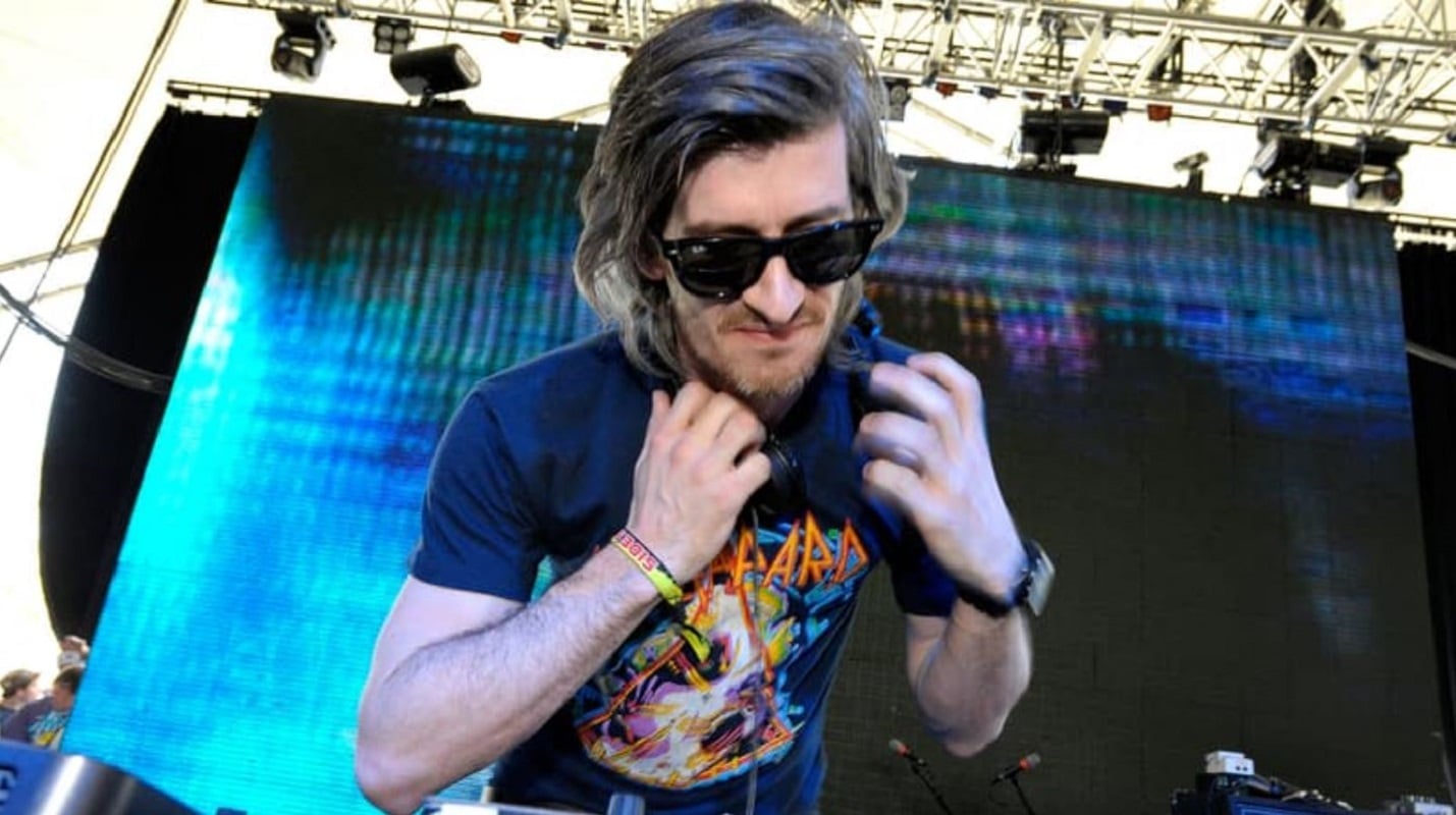 DJ Kavinsky: Έρευνα για τον θάνατο του 50χρονου στη συναυλία του The Weeknd