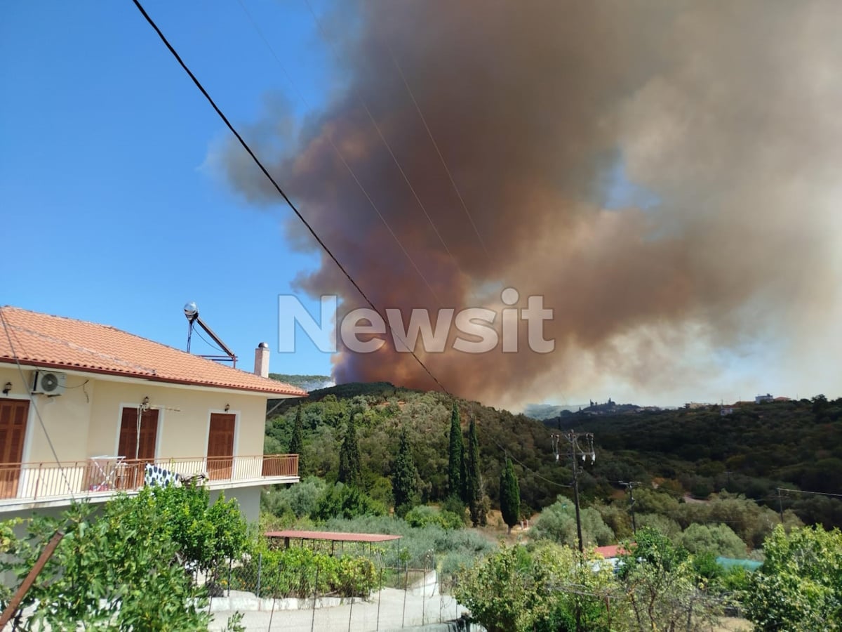 Φωτιά στο Κομπότι Άρτας: Μήνυμα του 112 για εκκένωση – Σηκώθηκαν 3 αεροσκάφη