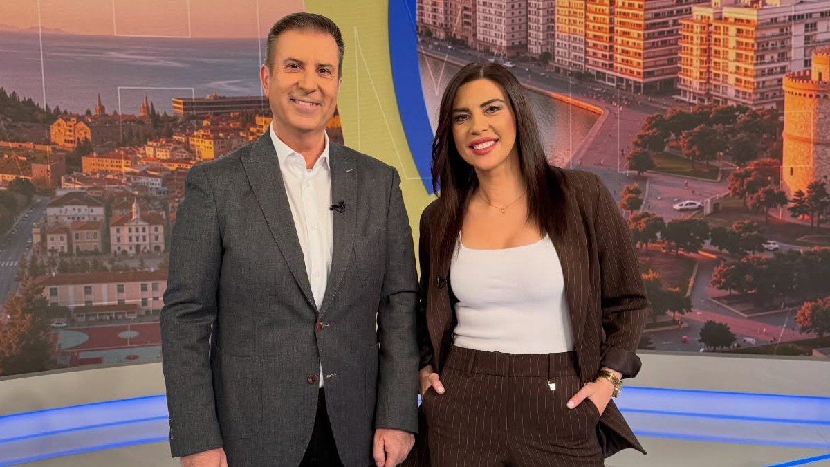 Η Άννα Λιβαθυνού με κατακόκκινο μπικίνι: μια άλλη πλευρά της 9 Λιβαθυνού Στάθης