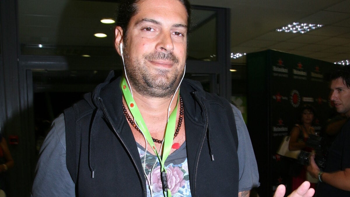Πέθανε ο Λορέντζο Καριέρε σε ηλικία 51 ετών: Η συμμετοχή στο «Bar», οι «Φίλοι για πάντα», ο γάμος και η κόντρα με την μητέρα του 1 Πέθανε ο Λορέντζο Καριέρε σε ηλικία 51 ετών: Η συμμετοχή στο «Bar», οι «Φίλοι για πάντα», ο γάμος και η κόντρα με την μητέρα του