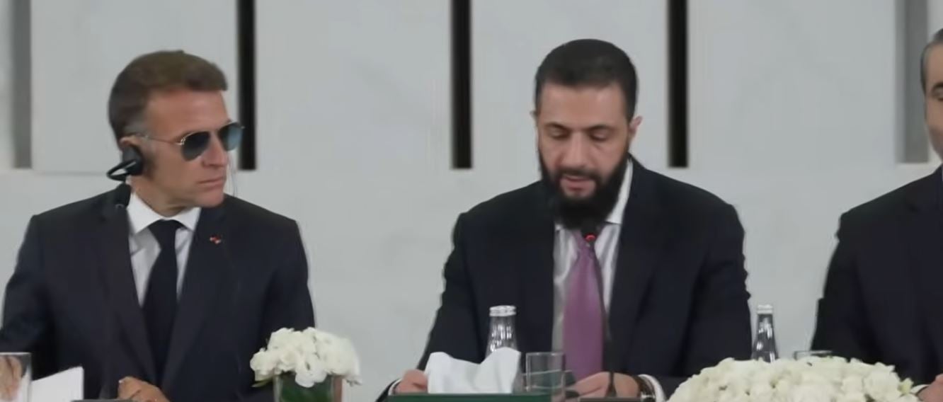Μακρόν στη συνάντηση με τον Αλ- Σάρα: Η Γαλλία είναι αξιόπιστος και σταθερός εταίρος της Συρίας