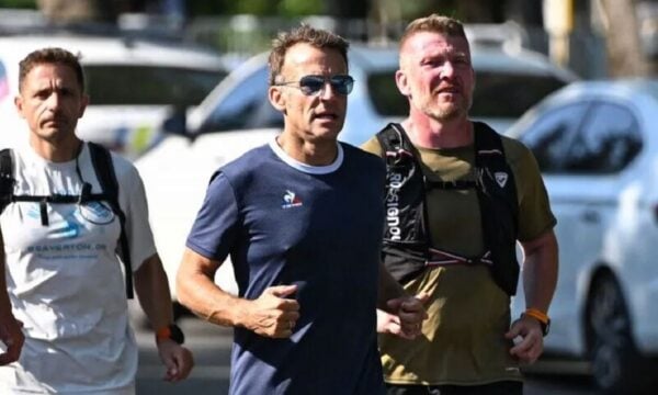 Μακρόν: Πήγε για τζόκινγκ στην Άγκυρα – Βίντεο