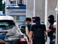 Marfin: Αρνούνται τις κατηγορίες και αμφισβητούν το ανώνυμο ηλεκτρονικό email οι δύο 42χρονοι συλληφθέντες για την εμπρηστική επίθεση