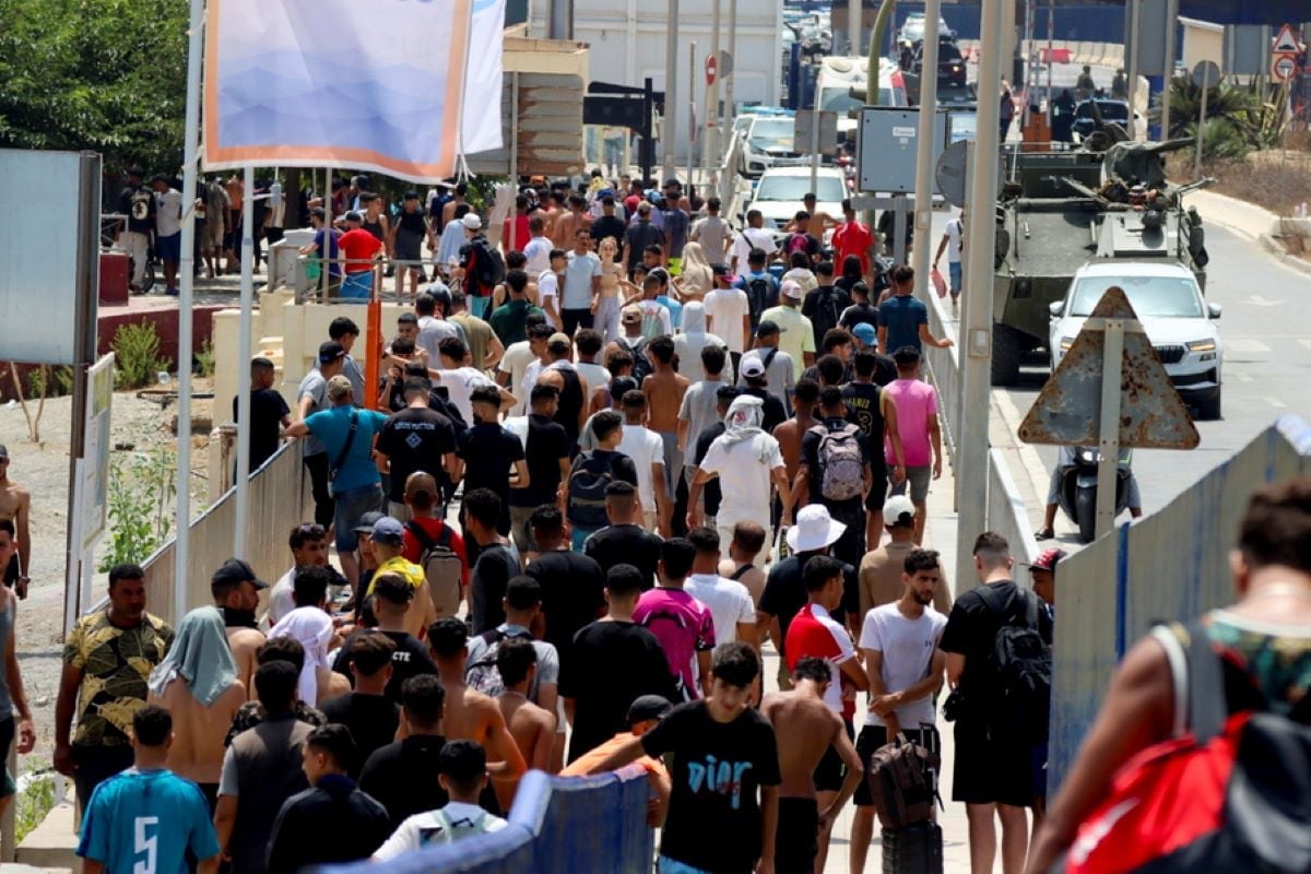 Επιστρέφουν στο Μαρόκο οι μετανάστες που εισήλθαν στην Ισπανία αιφνιδιαστικά