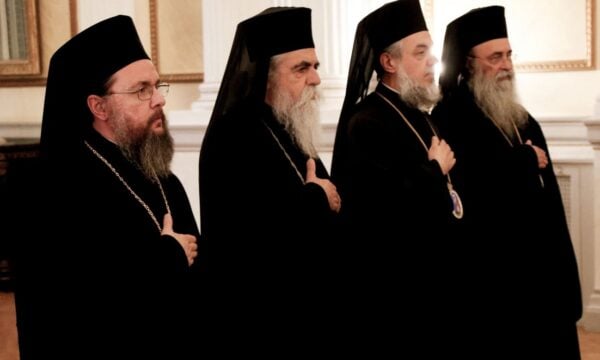 Μητροπολίτες: Πήρε ΦΕΚ το νέο πλαίσιο για τις αποδοχές – Νέοι μισθοί, τι θα ισχύσει για επιδόματα και έξτρα παροχές