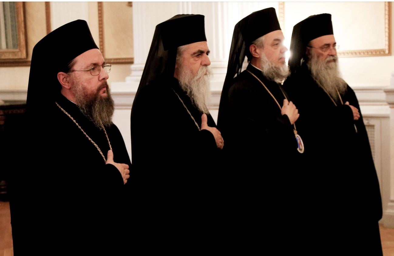 Μητροπολίτες: Πήρε ΦΕΚ το νέο πλαίσιο για τις αποδοχές – Νέοι μισθοί, τι θα ισχύσει για επιδόματα και έξτρα παροχές