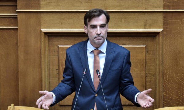 ΠΑΣΟΚ: «Επισημοποιείται» η προσχώρηση του Μιχάλη Χουρδάκη στο κόμμα – Θα συναντηθεί με τον Νίκο Ανδρουλάκη το μεσημέρι