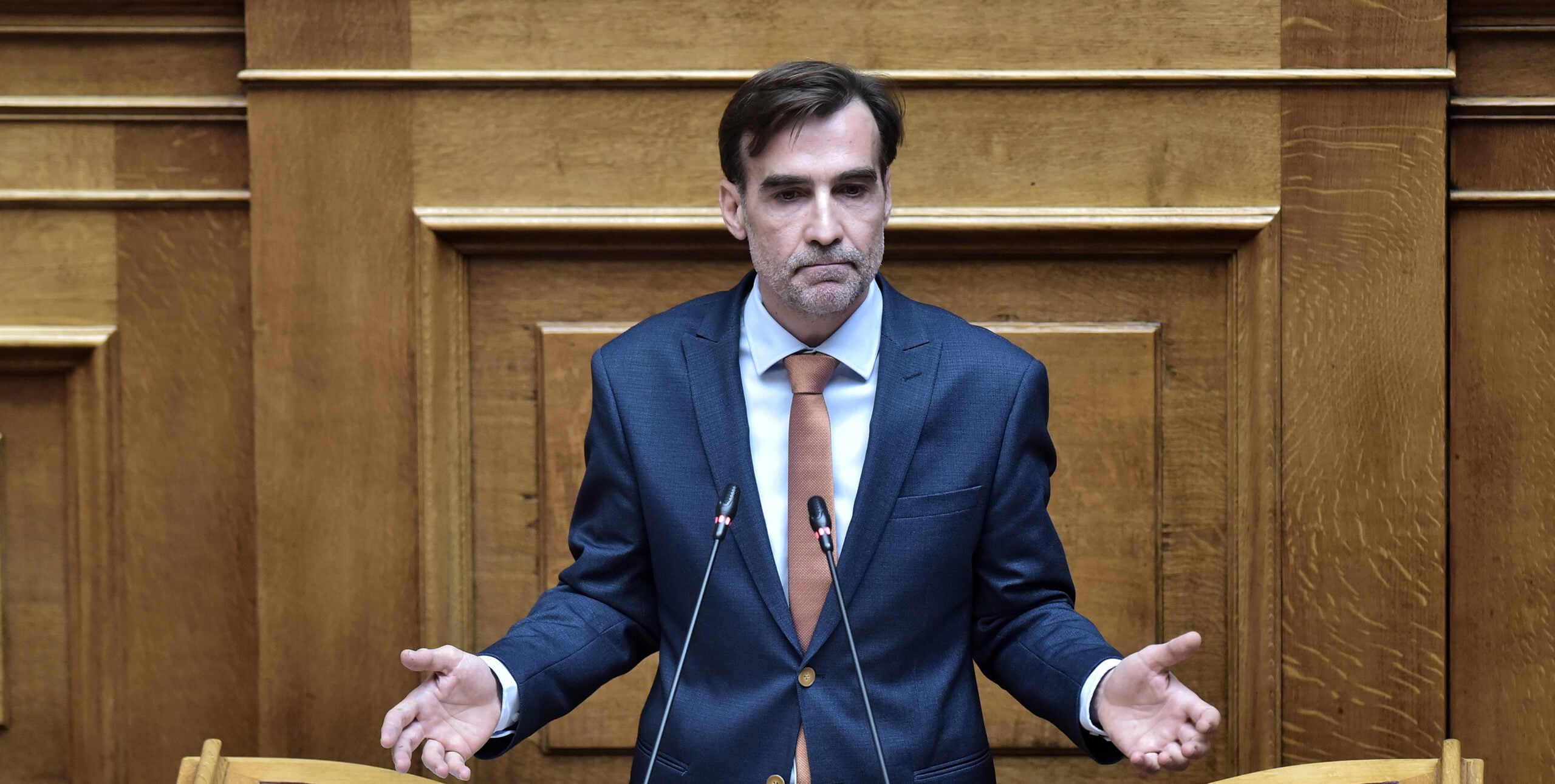 ΠΑΣΟΚ: Η προσχώρηση του Μιχάλη Χουρδάκη στο κόμμα επισημοποιείται – Θα συναντηθεί με τον Νίκο Ανδρουλάκη το μεσημέρι