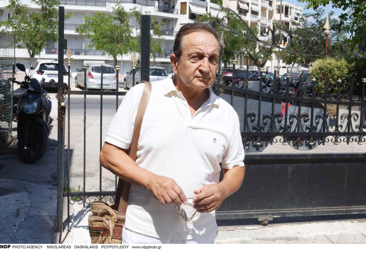 Τζένη Ζαχαροπούλου: Ποιοι βρέθηκαν στην κηδεία της και στο τελευταίο «αντίο» (Φωτογραφίες) 18 Μπιμπίλας