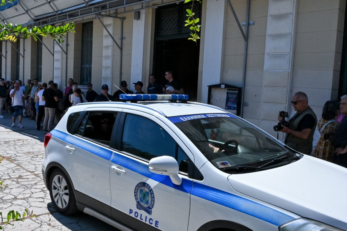 Άργος: Απολογούνται οι δύο αστυνομικοί που πυροβόλησαν τον 20χρονο