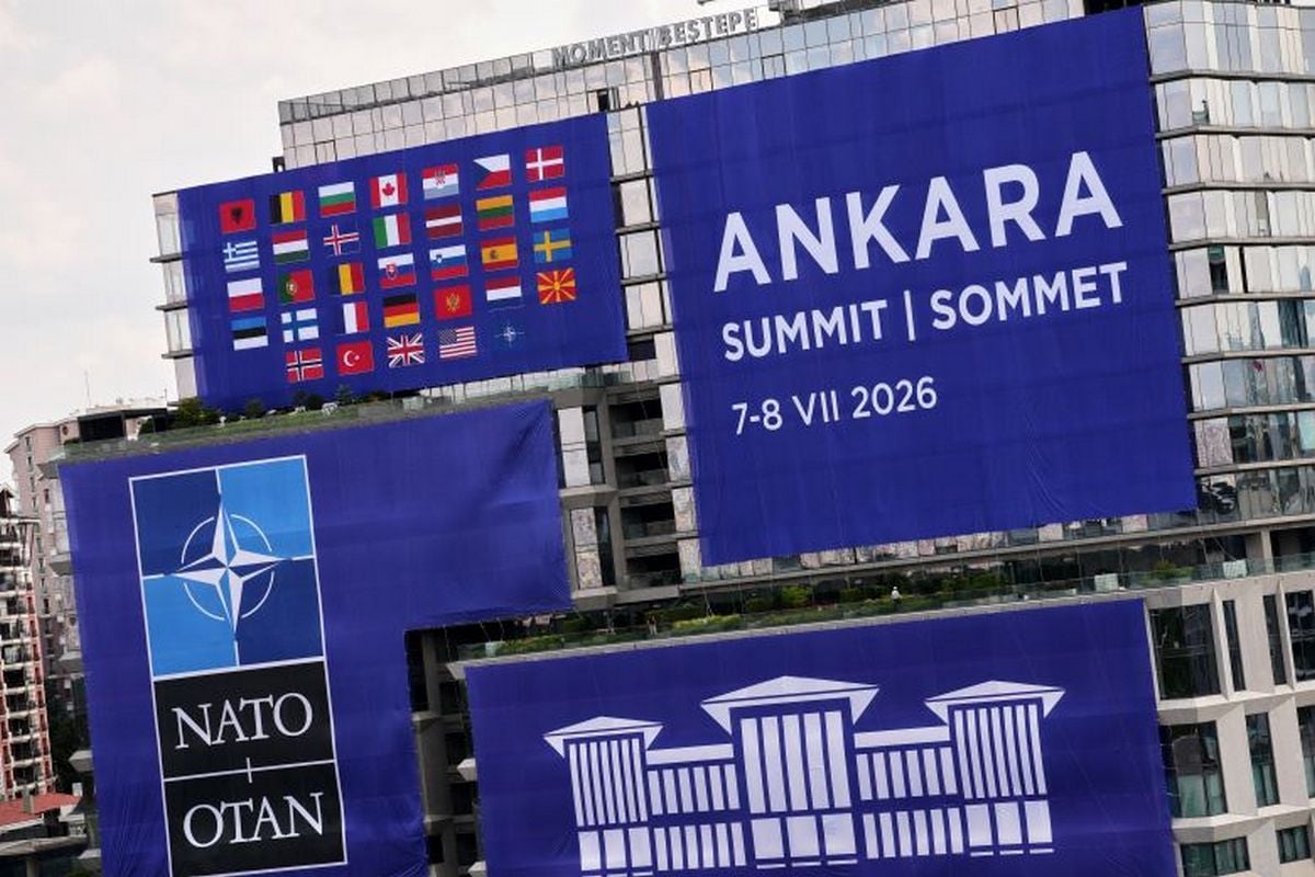 Σύνοδος Κορυφής του ΝΑΤΟ: Στο τραπέζι οι αμυντικές δαπάνες και το Ουκρανικό – Στις 15:00 η συνάντηση Τραμπ – Ερντογάν