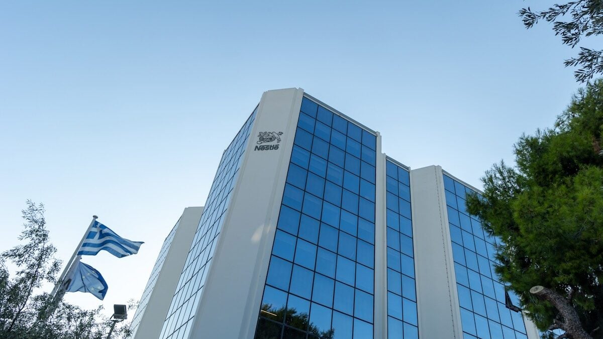 Nestle Ελλάς: Ήπια αύξηση πωλήσεων το 2026 μετά από ανάπτυξη 11,2% το 2025