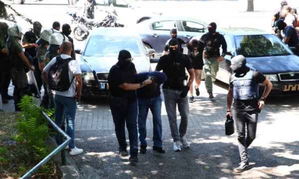 Προφυλακιστέοι οι 2 από τους 3 συλληφθέντες για την δολοφονία της Βάγιας Νέστορα – Τι υποστήριξαν στην ολιγόλεπτη απολογία τους