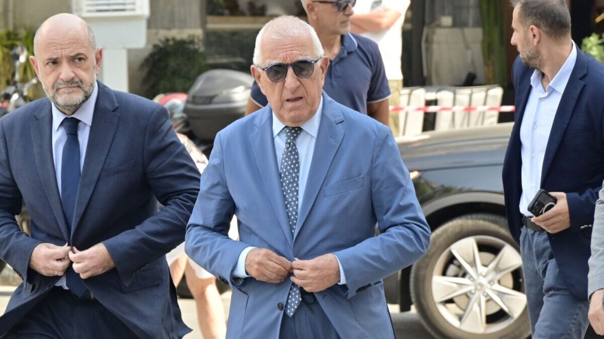 Νικήτας Κακλαμάνης για Μάρω Κοντού: Πάλεψε δύο χρόνια με τον καρκίνο 1 Νικήτας Κακλαμάνης για Μάρω Κοντού: Πάλεψε δύο χρόνια με τον καρκίνο