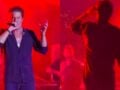 Έξαλλος ο Νίκος Οικονομόπουλος! Πέταξε τα ακουστικά του πάνω στη σκηνή – «Πάρτε τα δεν τα θέλω!» (Βίντεο)