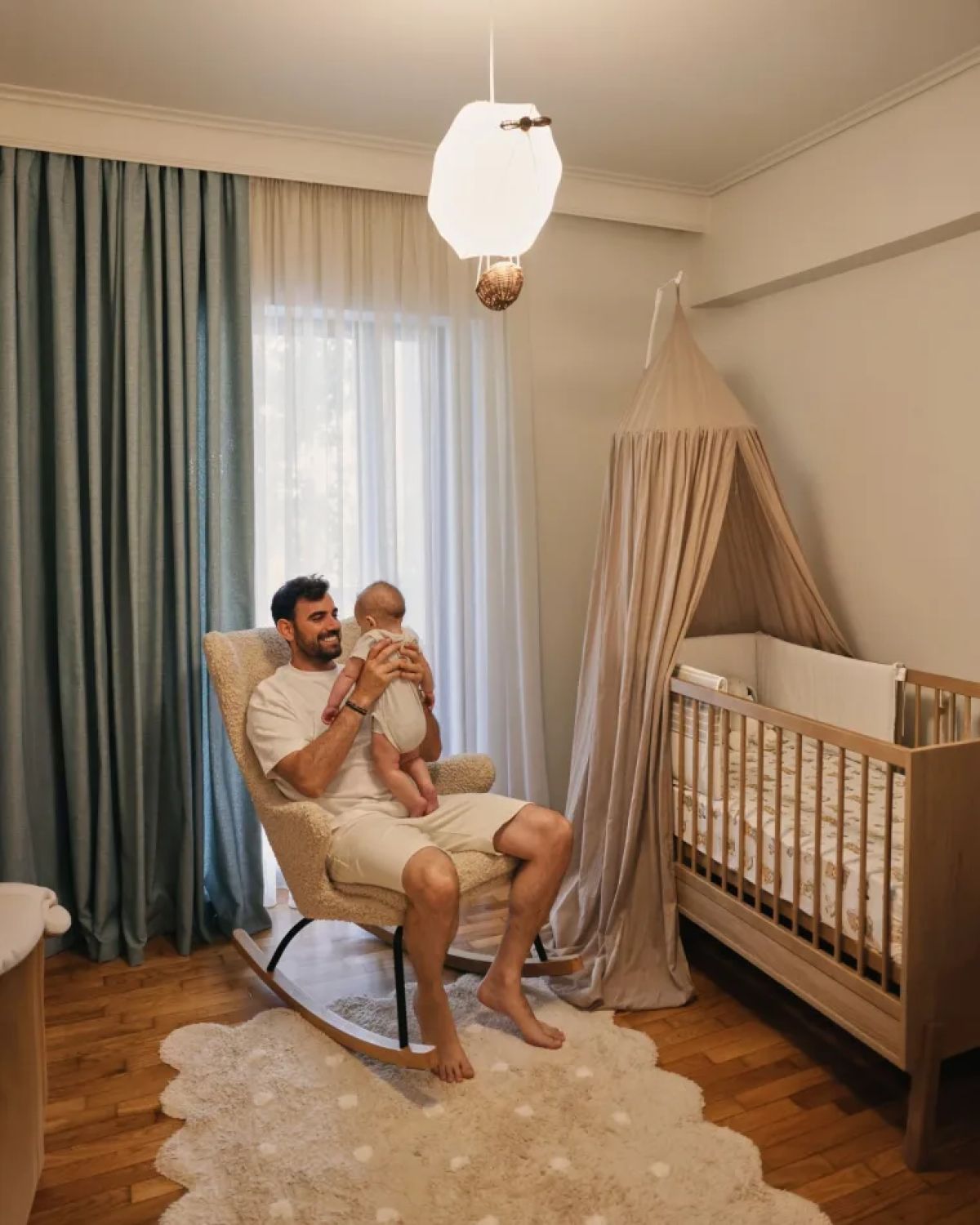 Νίκος Πολυδερόπουλος