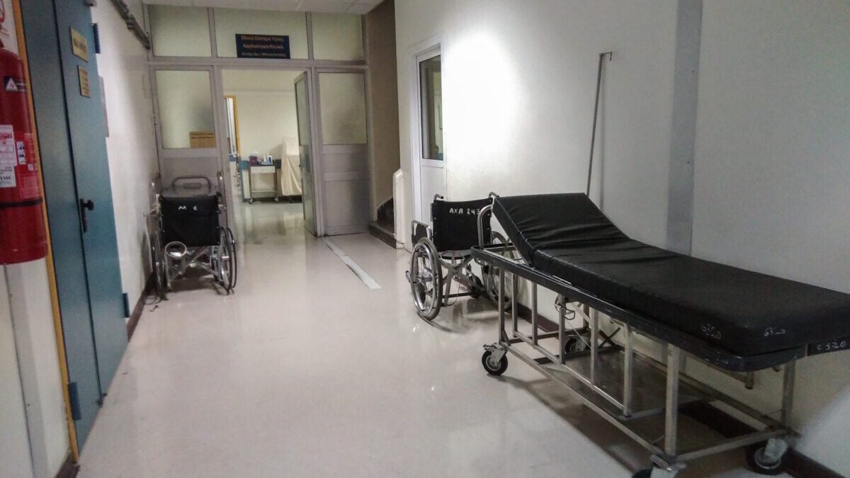 ΠΑΓΝΗ: Καταγγελίες εργαζομένων για κενά στην πυρασφάλεια μετά από φωτιά σε ασανσέρ του νοσοκομείου 1 ΠΑΓΝΗ: Καταγγελίες εργαζομένων για κενά στην πυρασφάλεια μετά από φωτιά σε ασανσέρ του νοσοκομείου