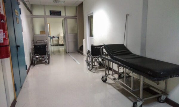 ΠΑΓΝΗ: Καταγγελίες εργαζομένων για κενά στην πυρασφάλεια μετά από φωτιά σε ασανσέρ του νοσοκομείου