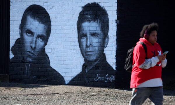 Βρετανία: Το «(What’s The Story) Morning Glory?» των Oasis είναι το εμπορικότερο άλμπουμ όλων των εποχών – Η πλήρης λίστα
