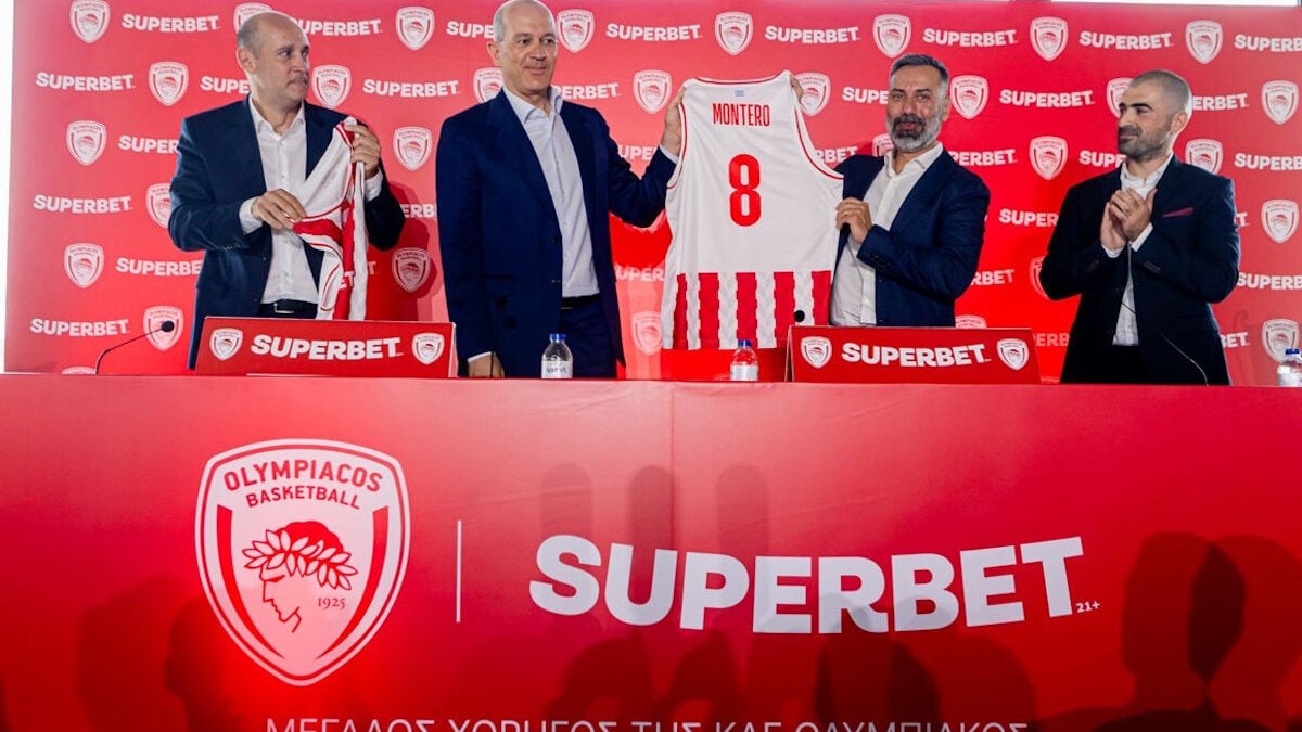 Ολυμπιακός και Superbet εγκαινίασαν συνεργασία μέχρι το 2032 5 Ολυμπιακός και Superbet εγκαινίασαν συνεργασία μέχρι το 2032