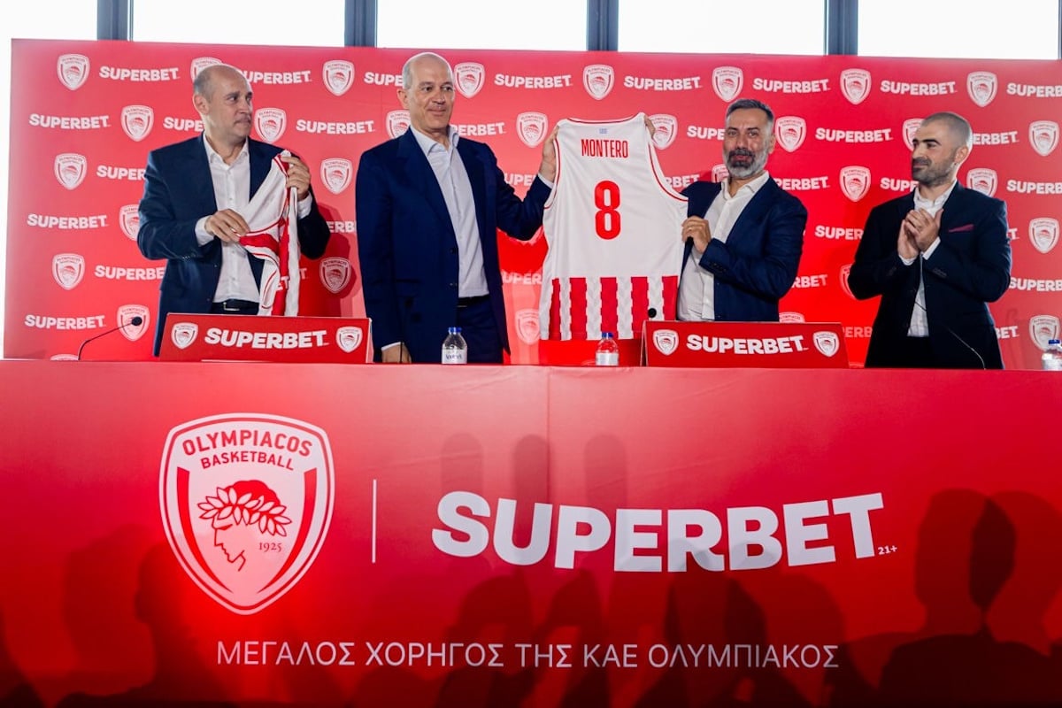 Ολυμπιακός και Superbet εγκαινίασαν συνεργασία μέχρι το 2032