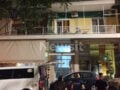 Παγκράτι: «Είχαμε να τους δούμε πάνω από έναν χρόνο, μύριζε για 10 μέρες» λέει γειτόνισσα του 63χρονου που βρέθηκε νεκρός μέσα στο σπίτι του