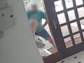 Παλαιό Φάληρο: Άγνωστος επιτέθηκε σε γυναίκα στην είσοδο του σπιτιού της και προσπάθησε να της αρπάξει την τσάντα