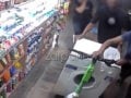 Χανιά: Πλυντήριο ρούχων πάνω σε ηλεκτρικό πατίνι στο κέντρο της πόλης