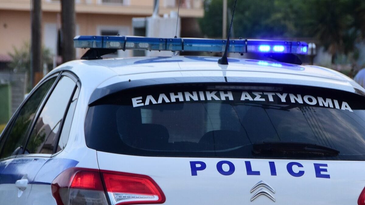 Κηφισιά: Έπεισαν ηλικιωμένη να βγάλει χρήματα και χρυσαφικά από το σπίτι λόγω κινδύνου ηλεκτροπληξίας 1 Κηφισιά: Έπεισαν ηλικιωμένη να βγάλει χρήματα και χρυσαφικά από το σπίτι λόγω κινδύνου ηλεκτροπληξίας