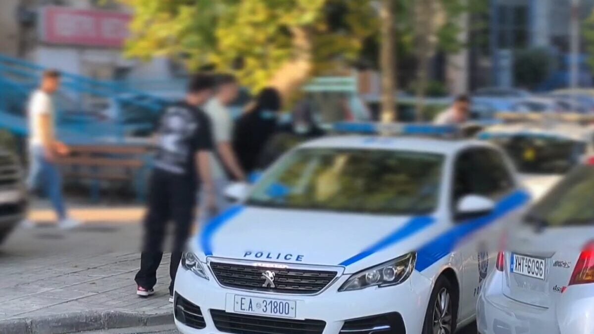 Πετράλωνα: Αρχικό βοήθημα 3.000 ευρώ στους ενοίκους της πολυκατοικίας που κατέρρευσε – Στην Ευελπίδων οι 5 συλληφθέντες 1 Πετράλωνα: Αρχικό βοήθημα 3.000 ευρώ στους ενοίκους της πολυκατοικίας που κατέρρευσε – Στην Ευελπίδων οι 5 συλληφθέντες