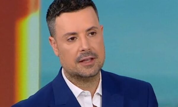 Πέτρος Κουσουλός: Άφησε το ρεπορτάζ και το έριξε στον χορό (Βίντεο)