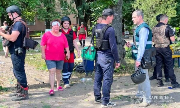 Ρωσικά πλήγματα στην Ουκρανία: Επτά νεκροί και 121 τραυματίες, το Χάρκοβο στο επίκεντρο των επιθέσεων