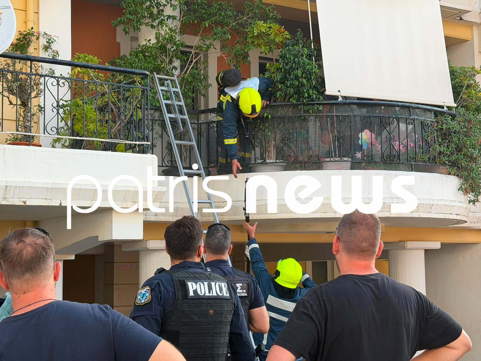 Πύργος: Φωτιά σε διαμέρισμα μετά από έκρηξη κλιματιστικού – Στο νοσοκομείο μητέρα και παιδί που ένιωσαν αδιαθεσία 10 Πύργος: Φωτιά σε διαμέρισμα μετά από έκρηξη κλιματιστικού – Στο νοσοκομείο μητέρα και παιδί που ένιωσαν αδιαθεσία