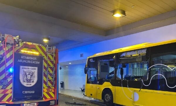 Πορτογαλία: Λεωφορείο έπεσε σε στάση, δύο νεκροί και 20 τραυματίες – ΒΙΝΤΕΟ