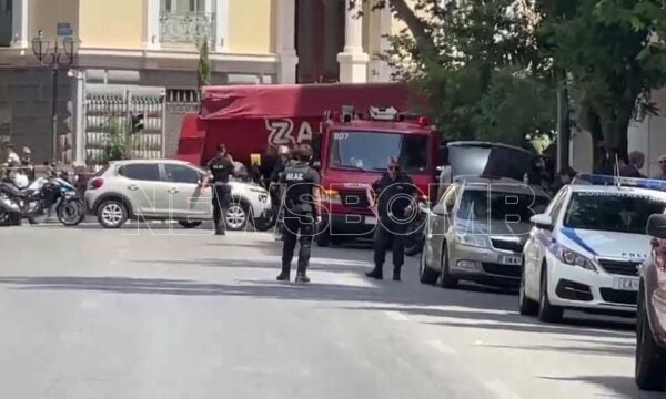 Απειλητικό τηλεφώνημα για βόμβα στην πρεσβεία της Γαλλίας