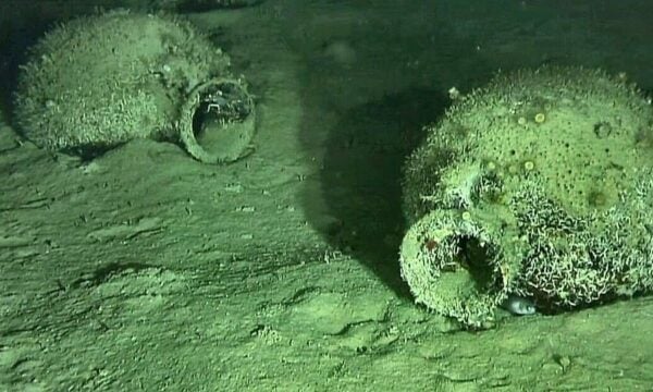 Divers find 2,400-year-old shipwreck off Italy carrying 300 amphorae that may still hold Greek wine